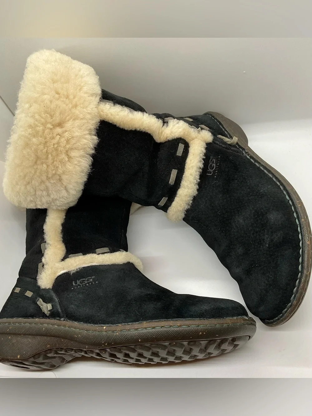 UGG Australia #5674 ELIJO Black Suede Shearling Boots US Women’s Sz 7